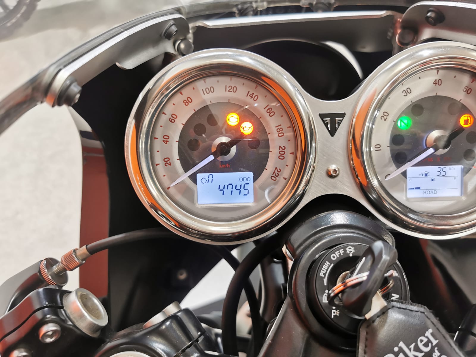 2016 Triumph Thruxton 1200