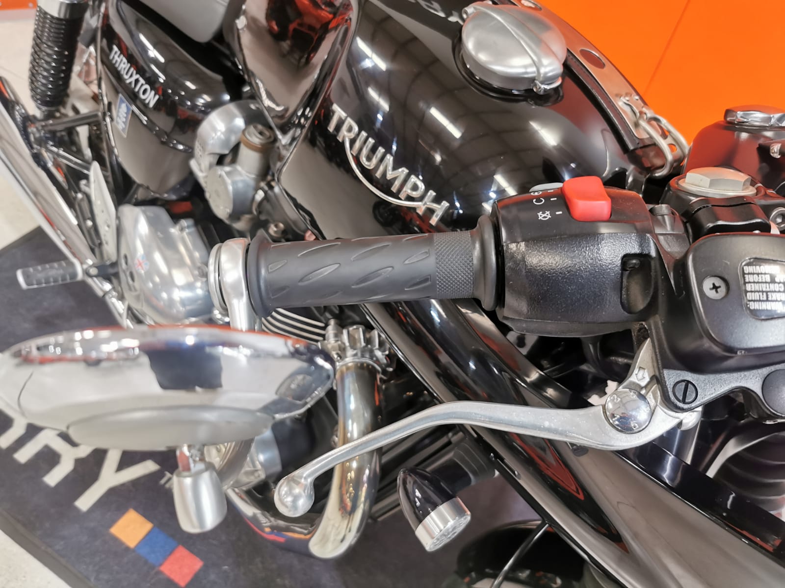 2016 Triumph Thruxton 1200
