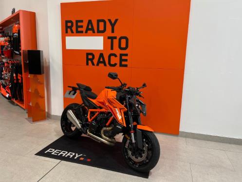 2024 KTM 1390 Super Duke-R