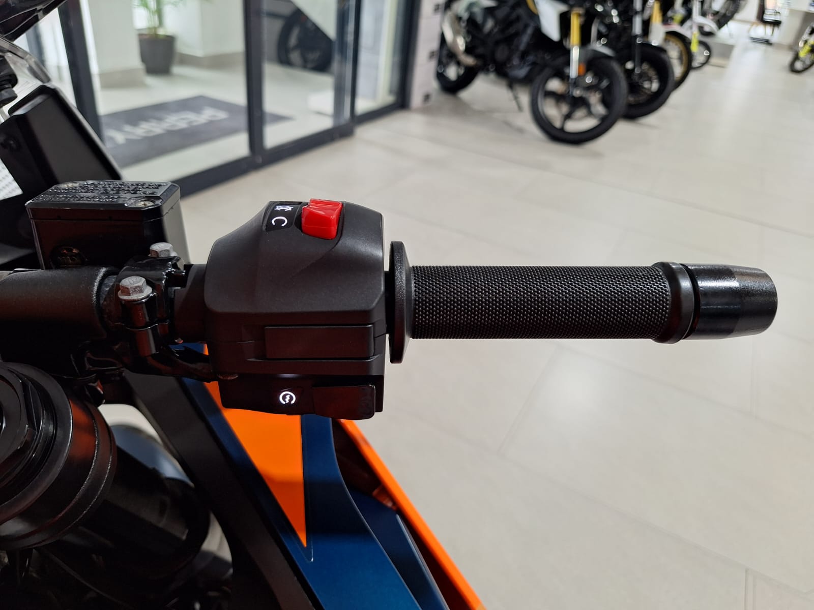2022 KTM 390 RC