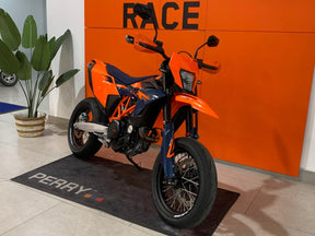 2026 KTM 690 SMC-R