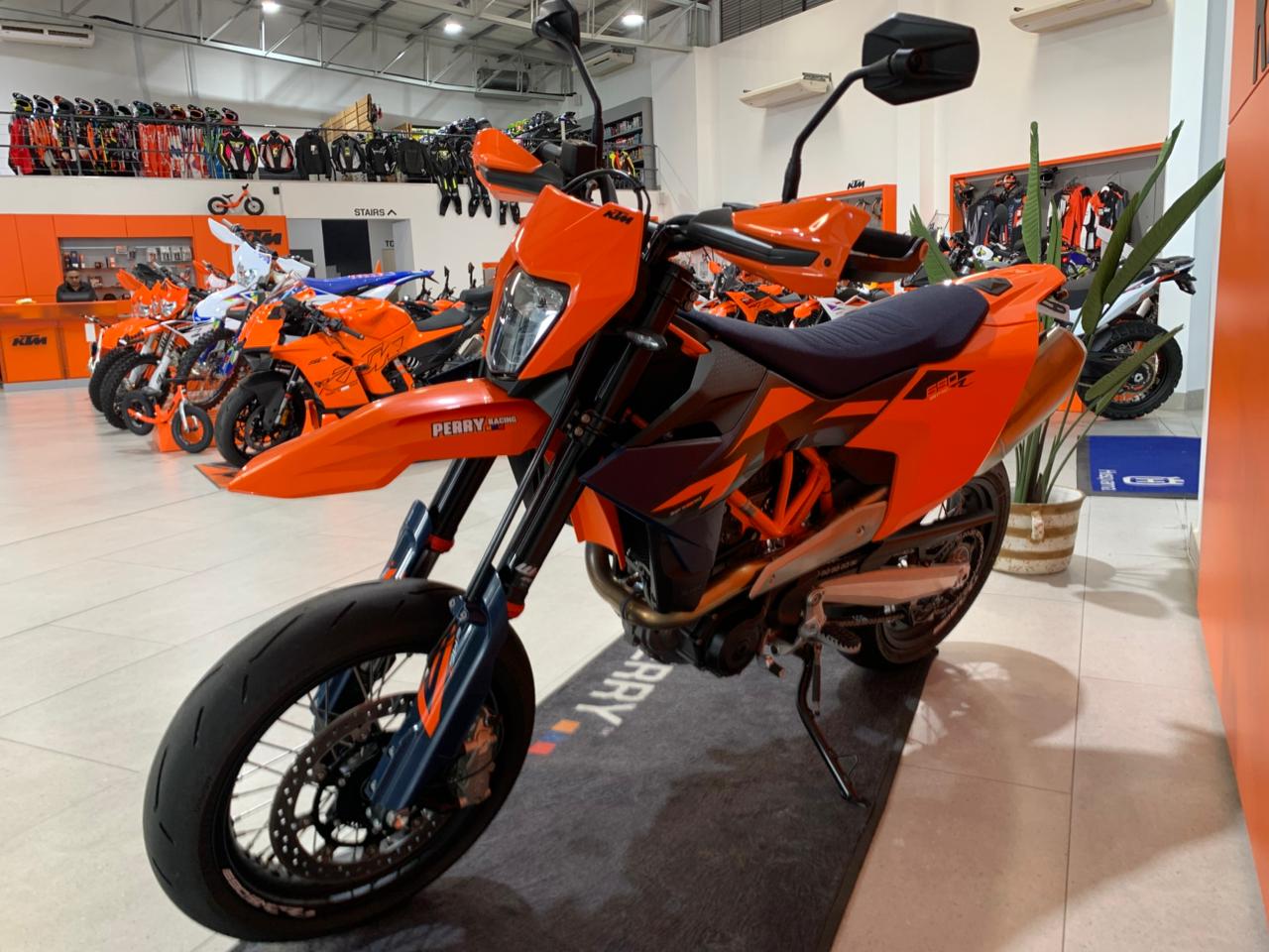 2026 KTM 690 SMC-R