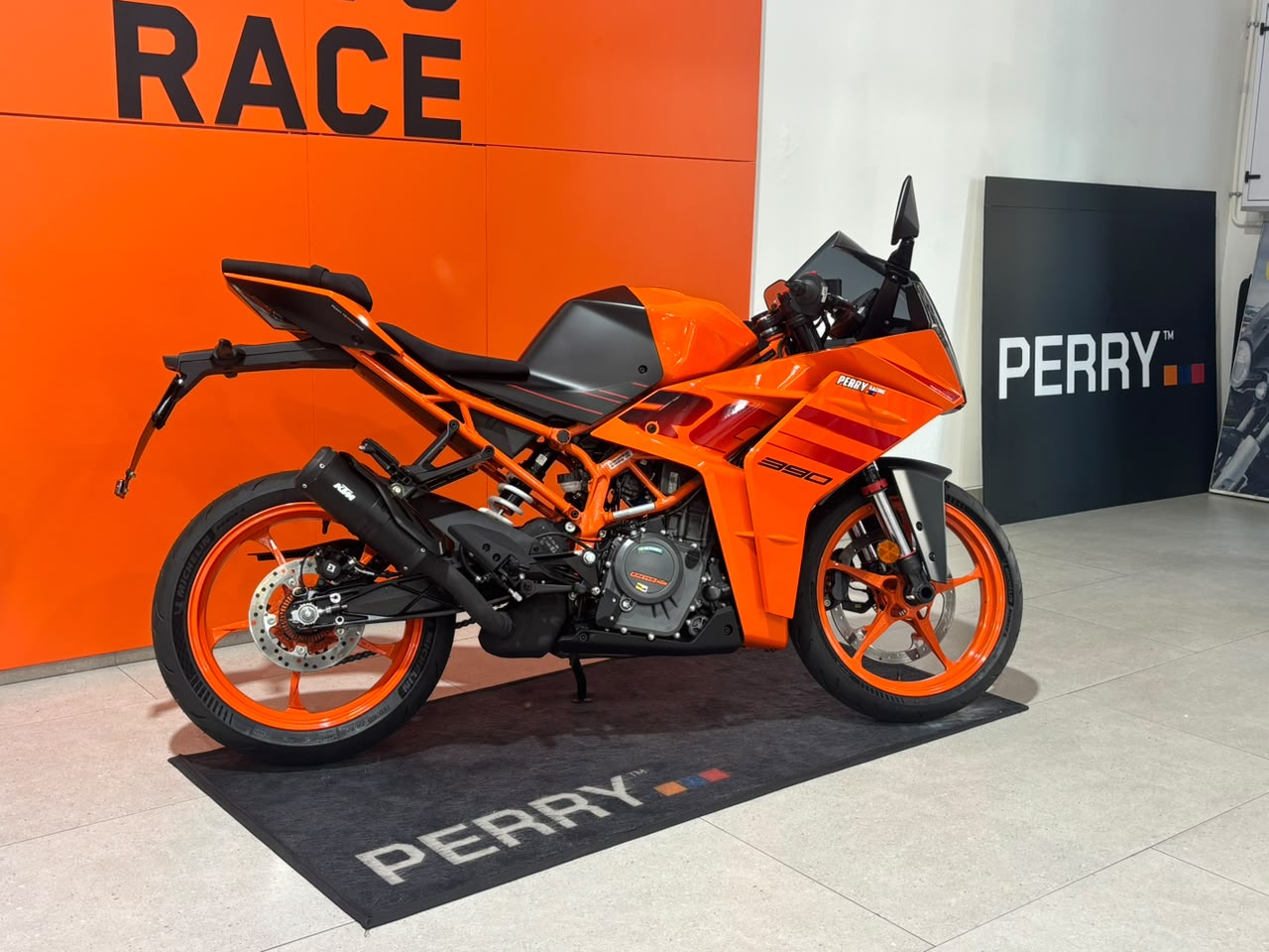 2024 KTM RC390