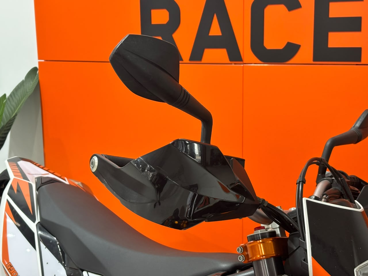 2017 KTM 690 SMC-R