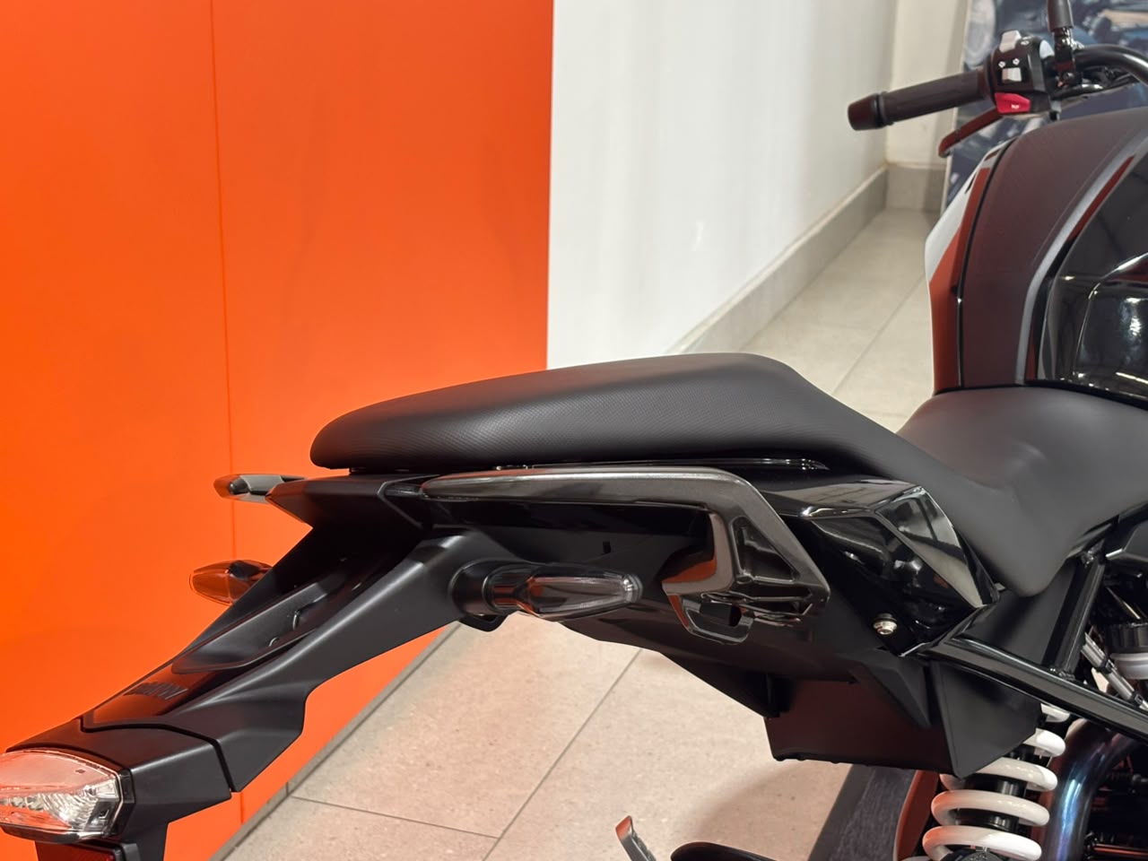 2025 BMW G310R