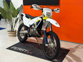 2025 Husqvarna TE 300