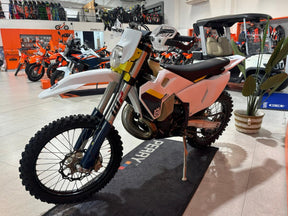 2025 Husqvarna TE 300