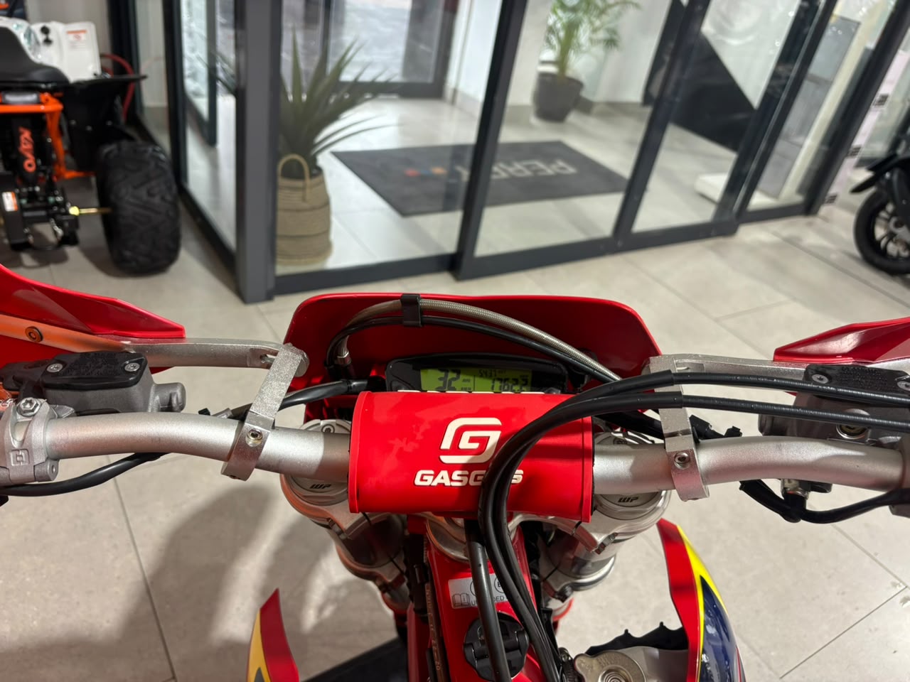 2023 GAS GAS EC300