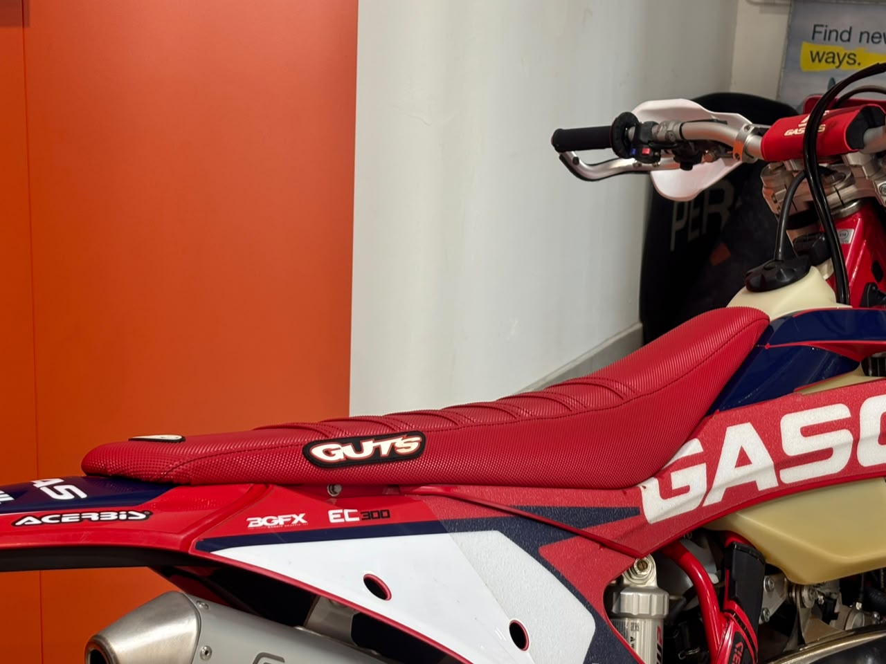 2023 GAS GAS EC300