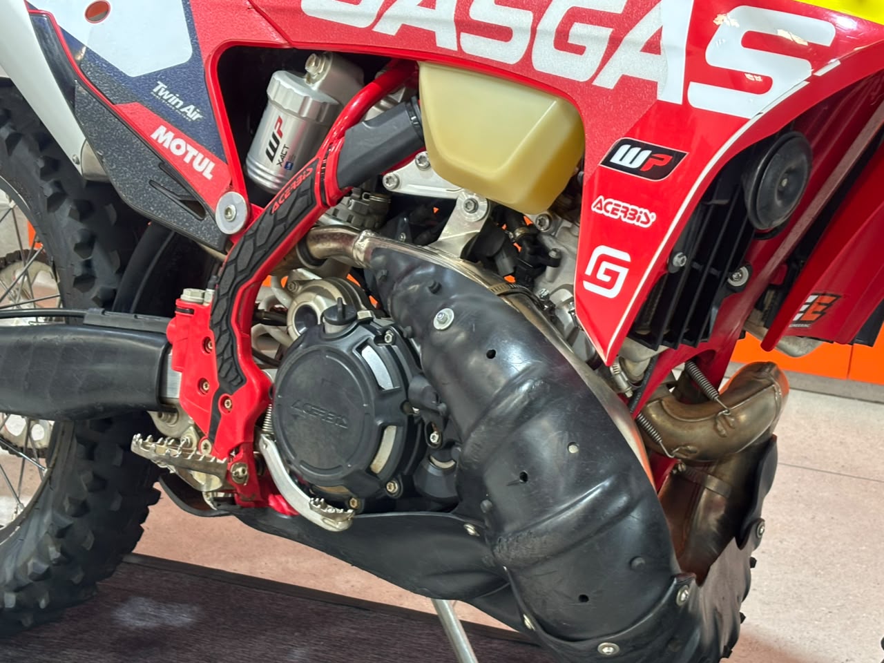 2023 GAS GAS EC300